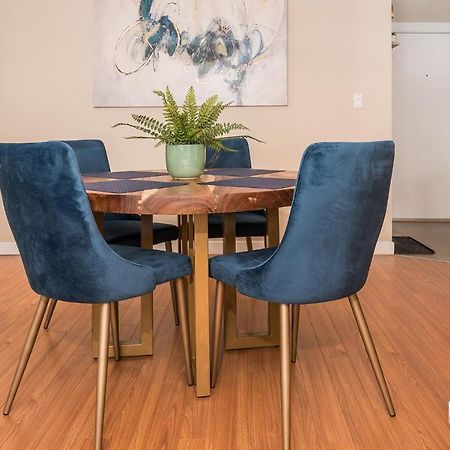 Rustic Modern 2 Bed 2 Bath With Lakeview Pool And Hot Tub Invermere Luaran gambar